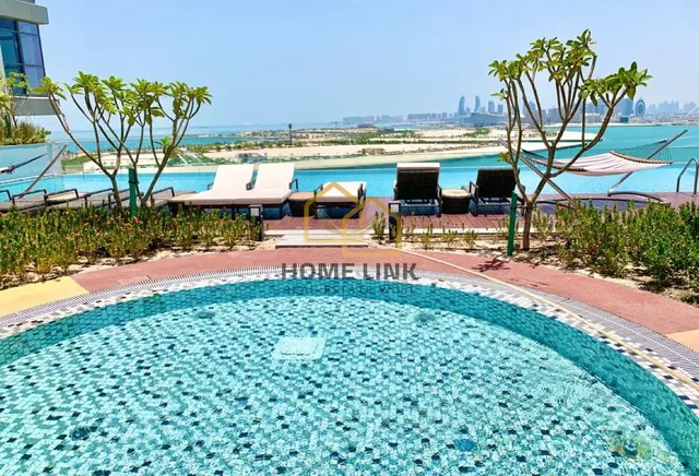 LUXURIOUS & SPACIOUS 2 BR SF APARTMENT IN SEEF