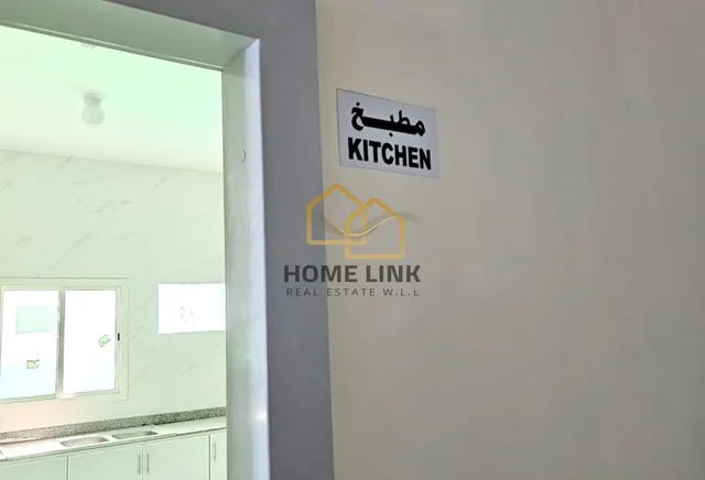 LARGE STAFF ACCOMODATION FOR RENT | SEMI FITTED