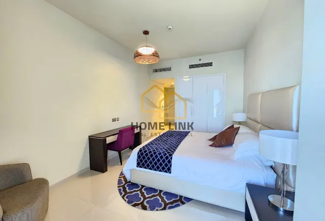INCLUDING BILLS | 2 BEDROOM WITH DIRECT SEA VIEW