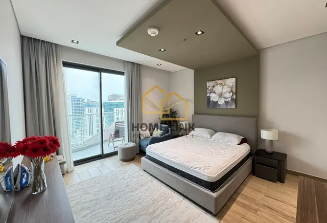 FREEHOLD 2 BEDROOM APARTMENT | READY TO MOVE IN - view 3