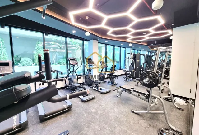 READY TO MOVE | BRAND NEW | 1 BR + OFFICE | FF