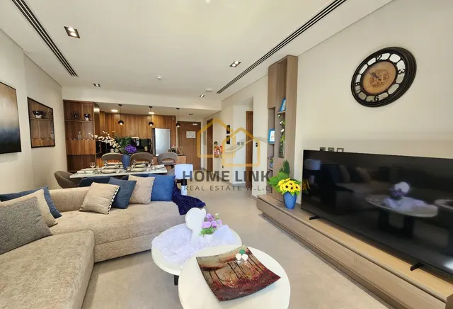BRAND NEW | LUXURIOUS 1 BEDROOM APT WITH BALCONY