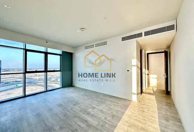 LUXURIOUS & SPACIOUS 2 BR SF APARTMENT IN SEEF