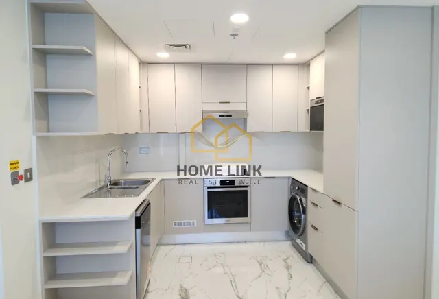 MODERN 2 BEDROOMS FURNISHED APARTMENT WITH BALCONY