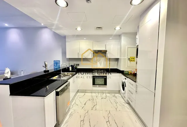 LUXURY AND SPACIOUS 1 BEDROOM FURNISHED | FOR SALE