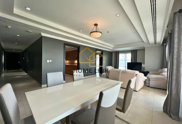 ELEGANT AND SPACIOUS 1 BEDROOM FF APARTMENT - view 3