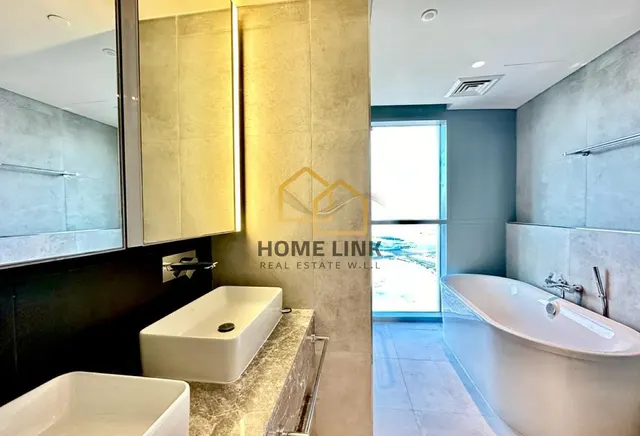 LUXURIOUS & SPACIOUS 2 BR SF APARTMENT IN SEEF