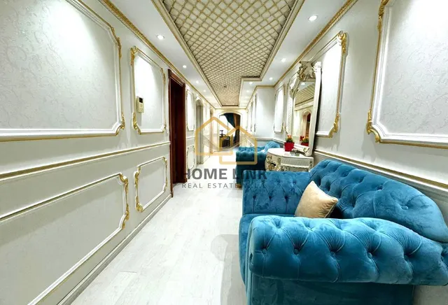 CANAL VIEW | LUXURIOUS 1 BEDROOM APT WITH BALCONY