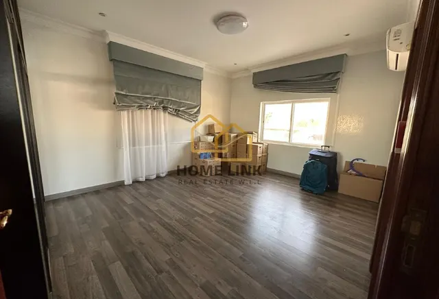 WITH TITLE DEED | SPACIOUS 7BHK | PRIVATE GARDEN