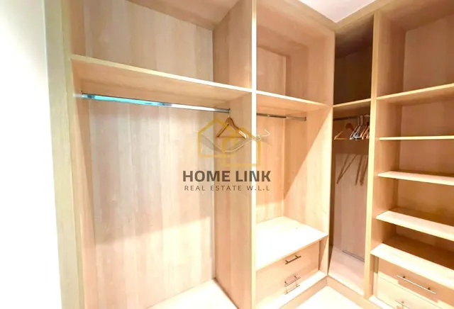 HIGH FLOOR | COZY 1+OFFICE WITH BALCONY | SF