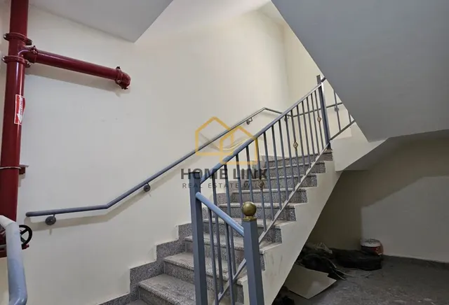 LARGE STAFF ACCOMODATION FOR RENT | SEMI FITTED
