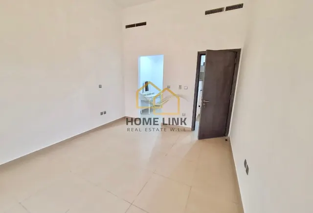 BEST OFFER | STUNNING 1 BEDROOM | SEMI FURNISHED