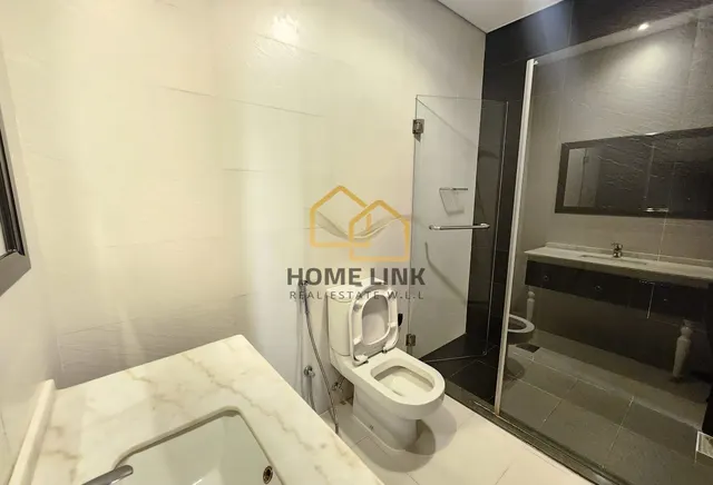 HIGH FLOOR | BILLS INCLUDED | 2 BEDROOM SF