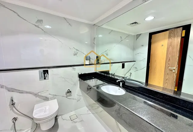 FULLY FURNISHED 1 BEDROOM IN FOXHILLS | FREEHOLD