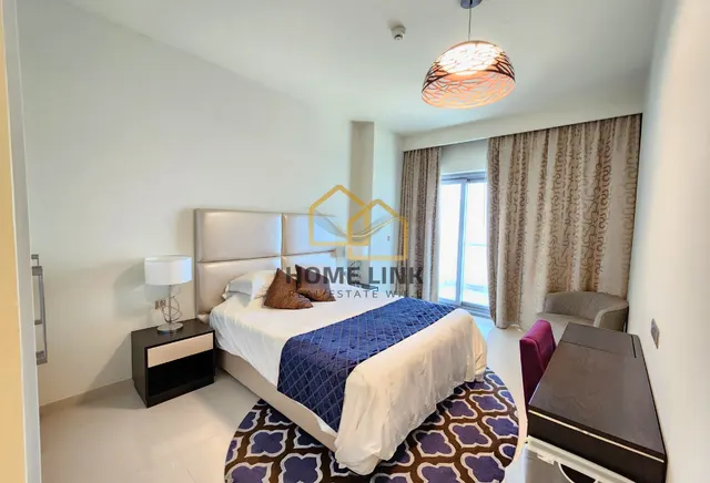 INCLUDING BILLS | 2 BEDROOM WITH DIRECT SEA VIEW