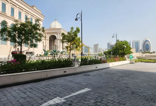 SHELL & CORE SHOP | FRONT OF VENDOME | 148 SQM