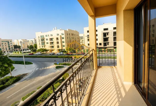 SPACIOUS AND MODERN STUDIO APARTMENT | FURNISHED