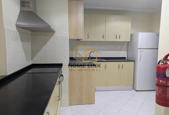 HIGH FLOOR | SPACIOUS 1 BEDROOM SF APARTMENT