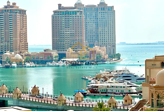 LUXURIOUS 3 BEDROOMS WITH BALCONY | MARINA VIEW