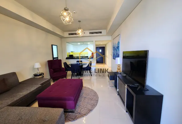 INCLUDING BILLS | 2 BEDROOM WITH DIRECT SEA VIEW