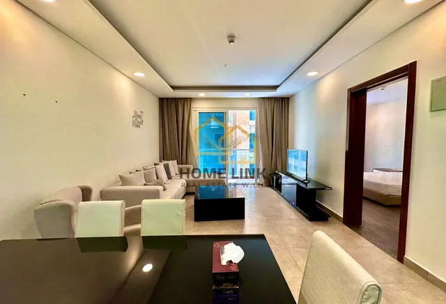 MODERN AND COZY FURNISHED 1 BEDROOM APARTMENT