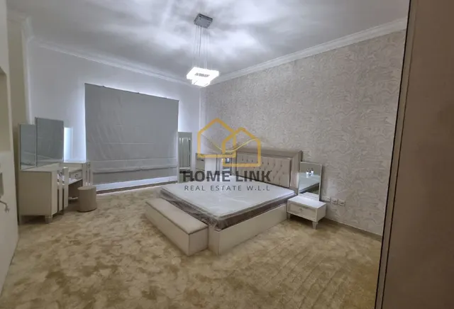 SPACIOUS AND ELEGANT 3+MAID FF APT IN THE PEARL