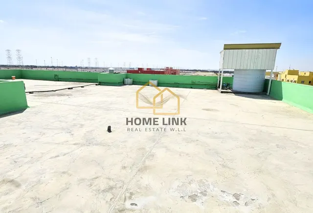 LARGE STAFF ACCOMODATION FOR RENT | SEMI FITTED
