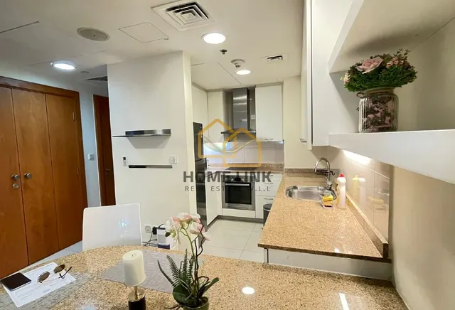 ELEGANT AND COZY STUDIO APARTMENT IN THE PEARL