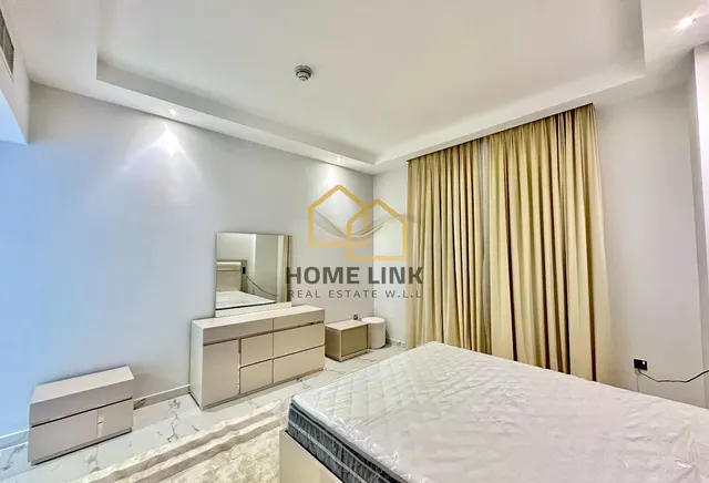 FULLY FURNISHED 1 BEDROOM IN FOXHILLS | FREEHOLD