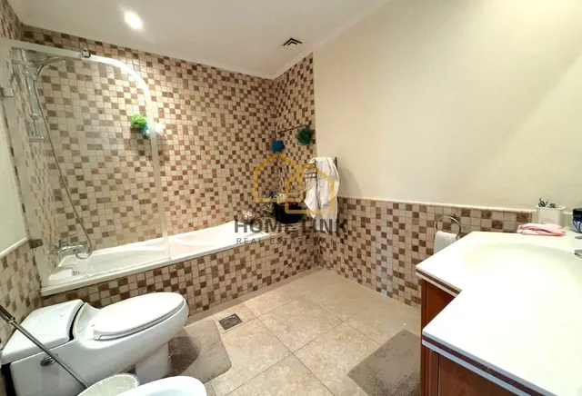 CANAL VIEW | LUXURIOUS 1 BEDROOM APT WITH BALCONY