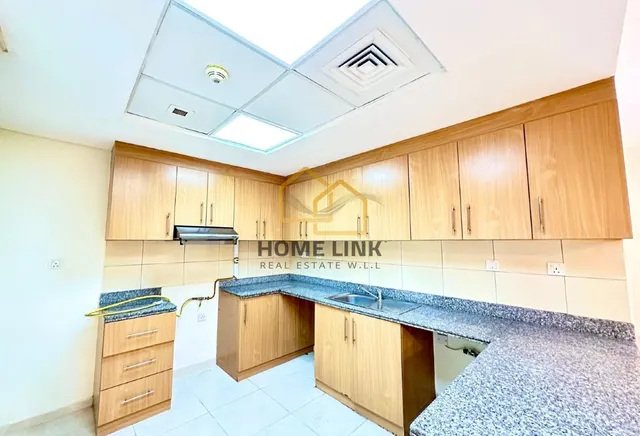 SPACIOUS 2 BEDROOM SEMI FURNISHED APT IN LUSAIL - view 3