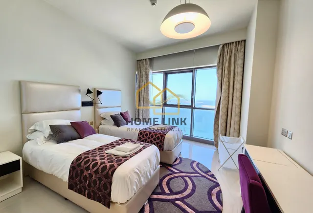 INCLUDING BILLS | 2 BEDROOM WITH DIRECT SEA VIEW