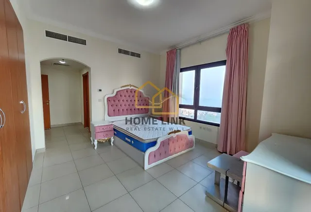 LUXURIOUS AND SPACIOUS FURNISHED 3 BEDROOM APT