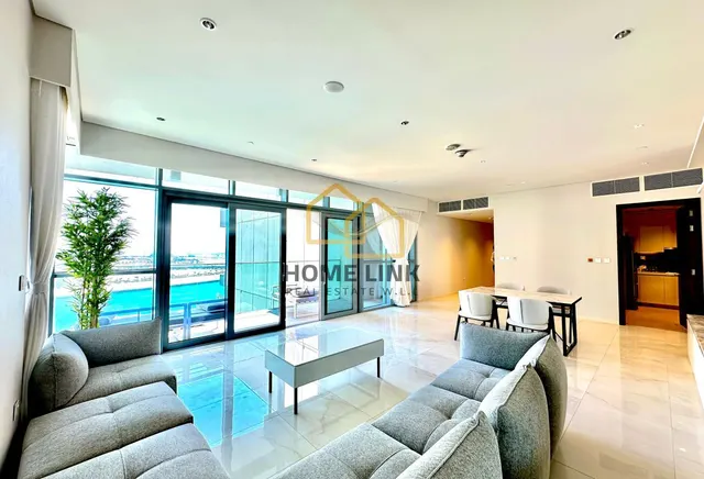 FULL SEA VIEW| SPACIOUS 1BR SF APARTMENT IN LUSAIL