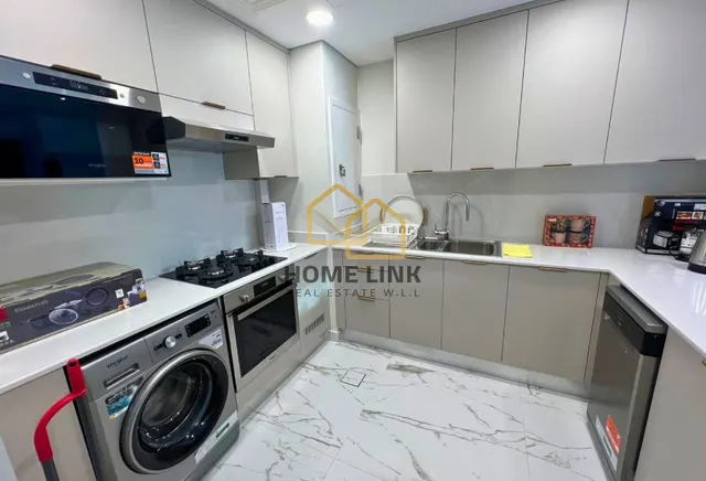 LUXURIOUS 2 BHK WITH BALCONY AND GOOD AMENITIES - view 3