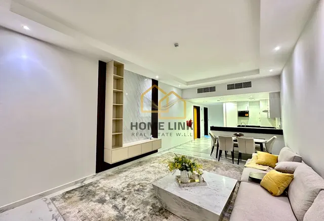 FULLY FURNISHED 1 BEDROOM IN FOXHILLS | FREEHOLD - view 3