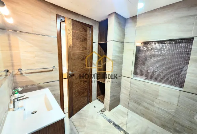 SPACIOUS 1 BEDROOM FULLY FURNISHED IN AL ERKYAH