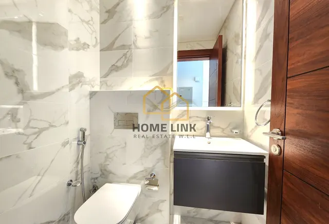 1BR SEMI-FURNISHED | WATERFRONT | GEWAN ISLAND