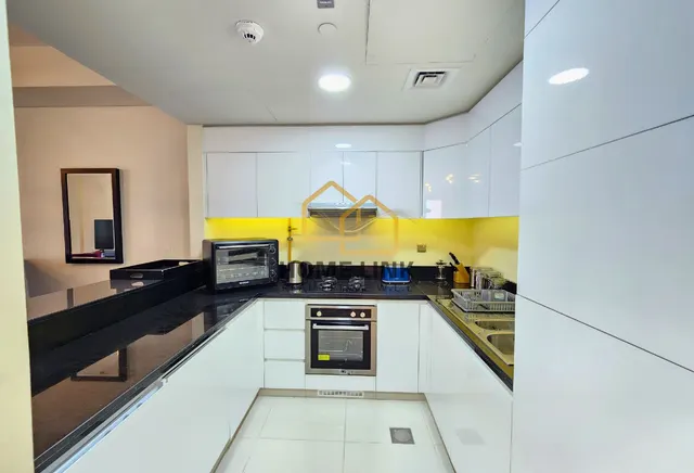 INCLUDING BILLS | 2 BEDROOM WITH DIRECT SEA VIEW