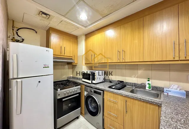 SPACIOUS 1 BEDROOM FULLY FURNISHED APARTMENT