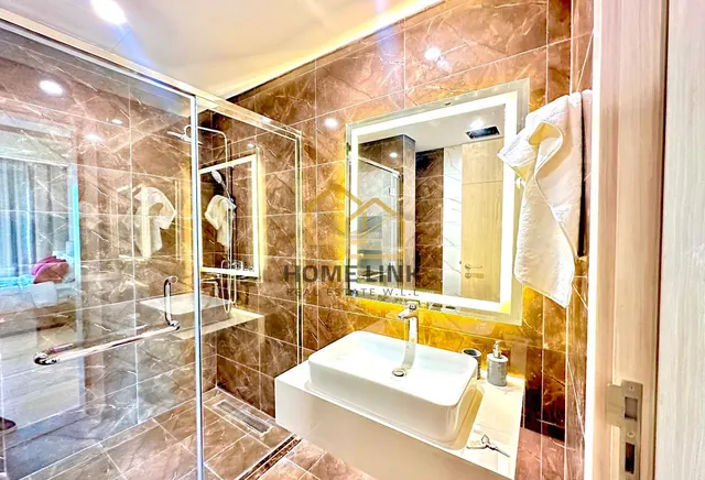ELEGANT AND SPACIOUS 1 BEDROOM FF IN MARINA