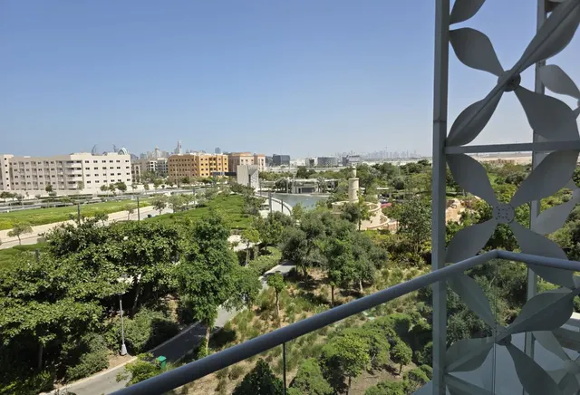 AMAZING 2 BHK FF PARK VIEW INCLUDING BILLS