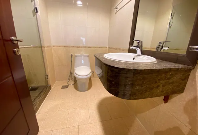 1 Bedroom + Office Furnished |Porto Arabia | Offer