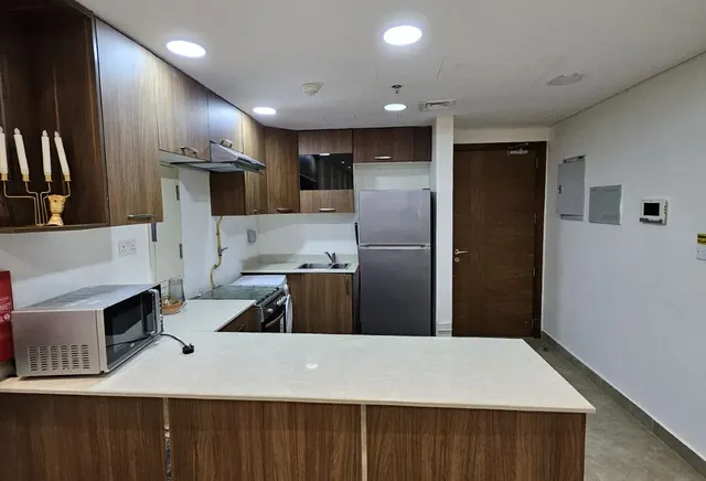 LUXURY 2 BHK FF INCLUDING BILLS CLOSED KITCHEN