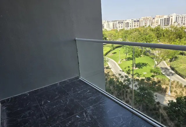 AMAZING 2 BHK FF PARK VIEW INCLUDING BILLS