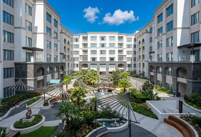 Ready to Move Luxury Homes | Prime Community Locat