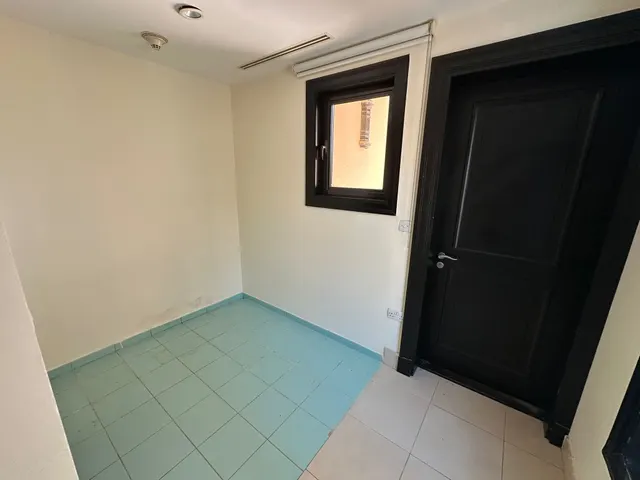 SPACIOUS TOWNHOUSE | MARINA VIEW | TRIPLEX | FF