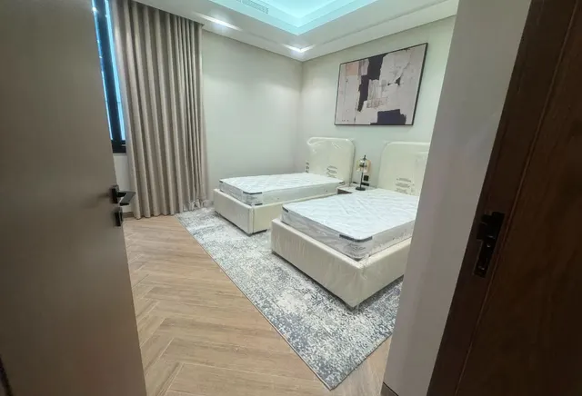 2 BHK | for Sale Huge Private Garden  – Fox Hill
