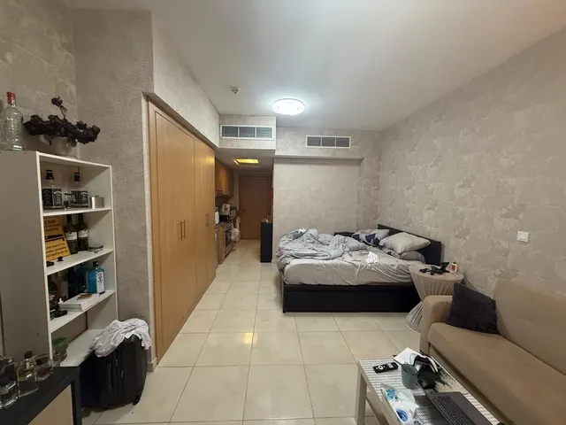 LIMITED TIME OFFER STUDIO FULLY FURNISHED BALCONY