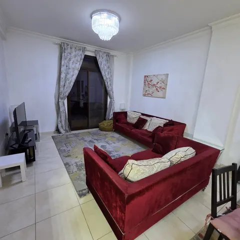COZY 2BEDROOM FULLY FURNISHED WITH BALCONY